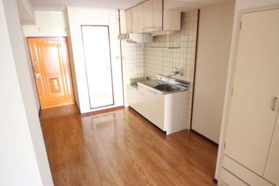 和秀三篠北町ビル