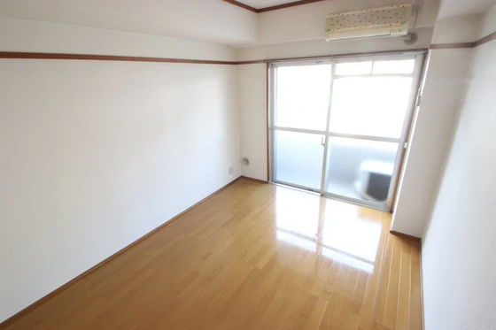 和秀三篠北町ビル