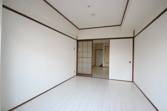 和秀三篠北町ビル