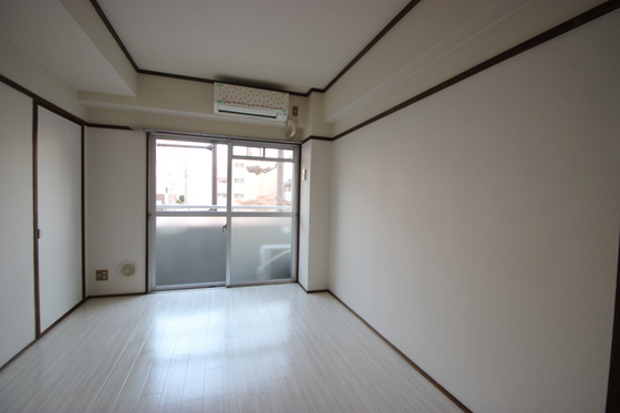 和秀三篠北町ビル