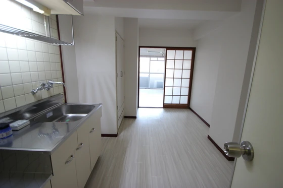 和秀三篠北町ビル