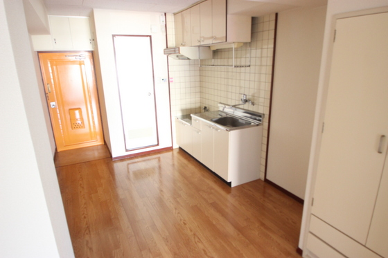 和秀三篠北町ビル