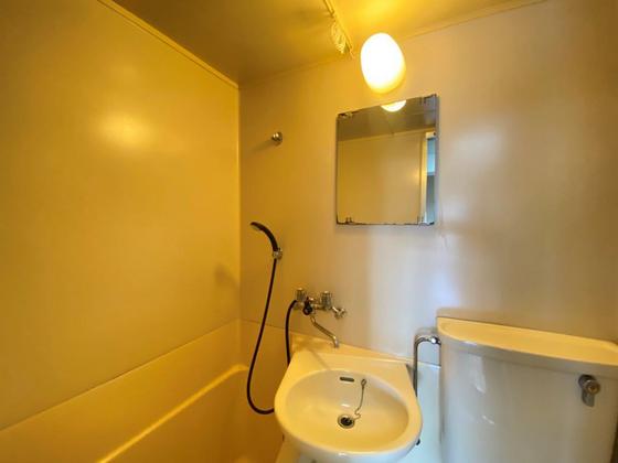 和秀三篠北町ビル