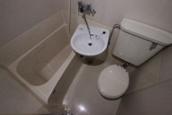 和秀三篠北町ビル