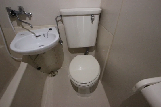 和秀三篠北町ビル