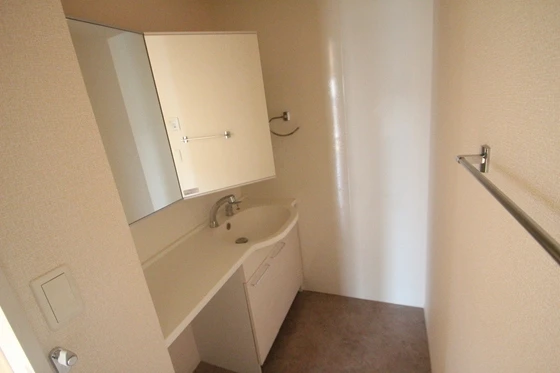 Gracious(グレーシャス) A棟