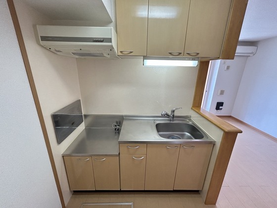 アイヴィークレスト