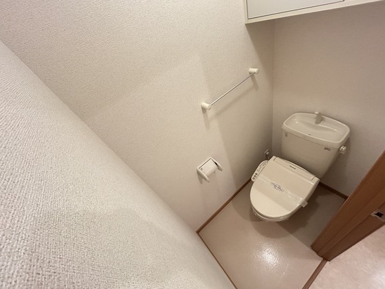 アイヴィークレスト