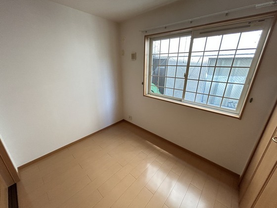 アイヴィークレスト