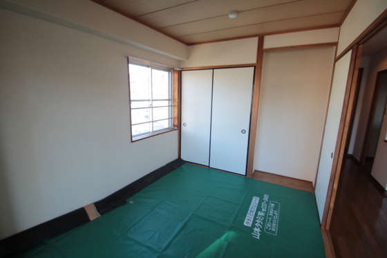 ハイブレスビル