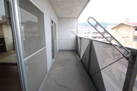 ハイブレスビル