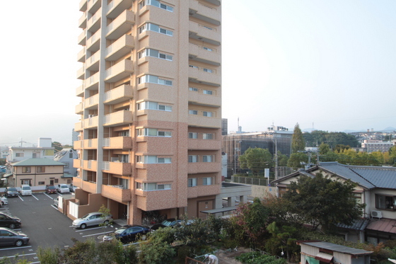 ハイブレスビル