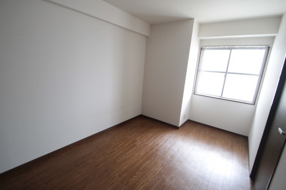 ハイブレスビル