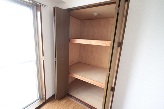 ハイブレスビル