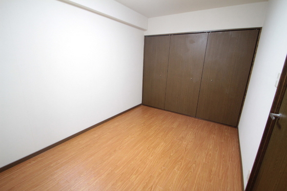 ハイブレスビル