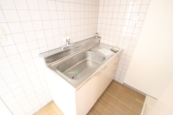 アベニュー牛田新町