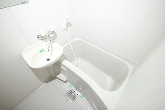 アベニュー牛田新町