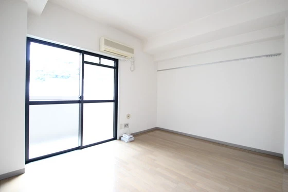 アベニュー牛田新町