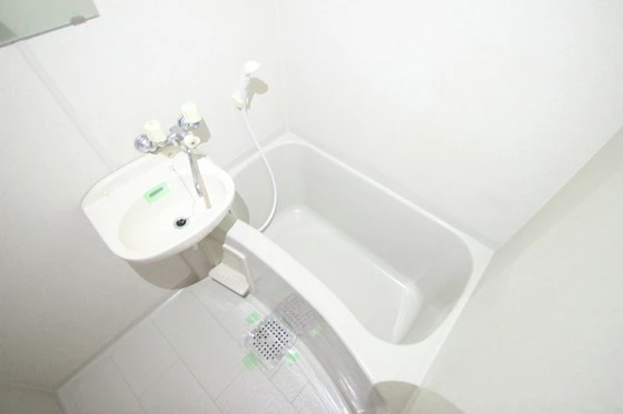 アベニュー牛田新町