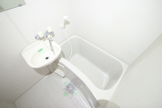 アベニュー牛田新町