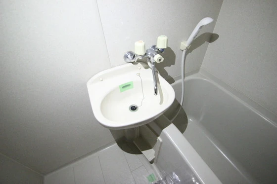 アベニュー牛田新町