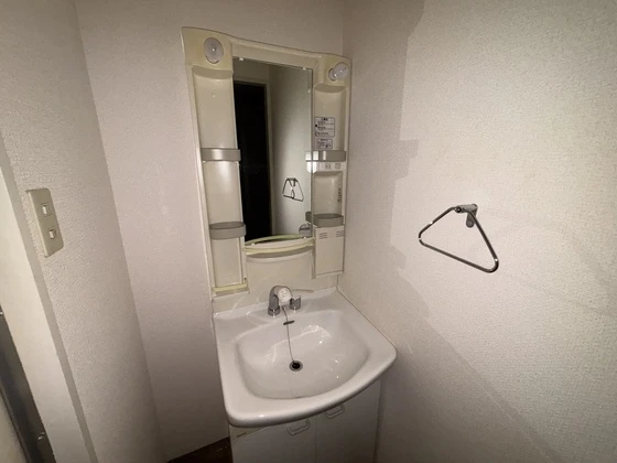 アベニュー牛田新町