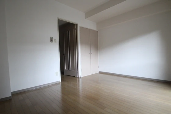 アベニュー牛田新町