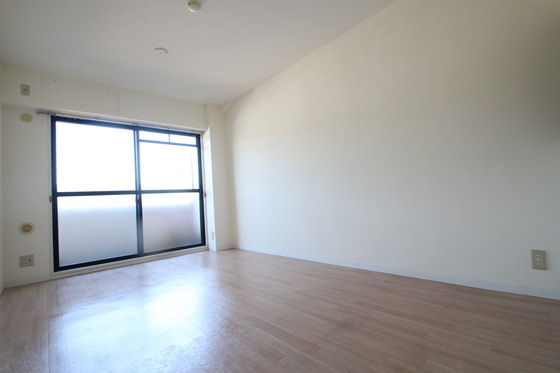 日宝ポニクレール府中