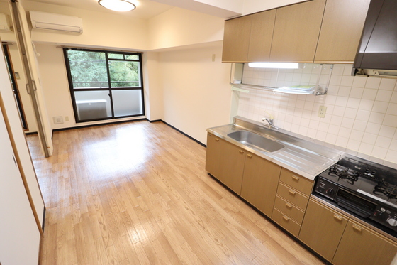 ロイヤルビュー安芸