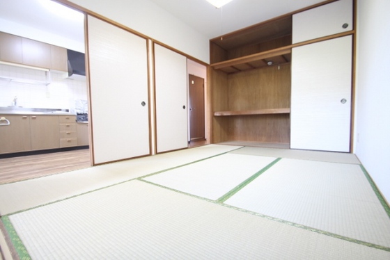 ロイヤルビュー安芸