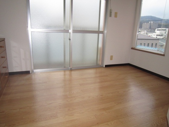 エステート中広