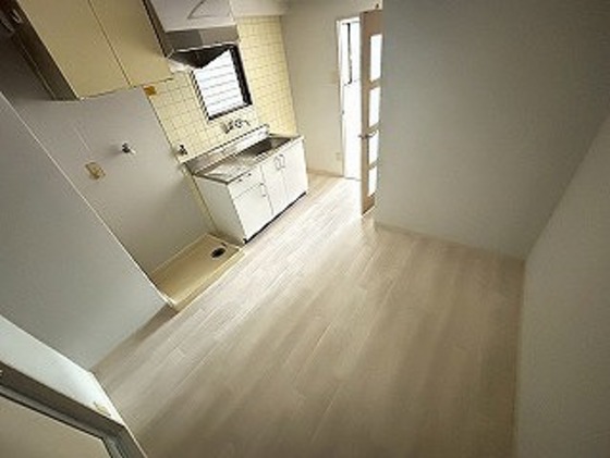 アベニュー西山