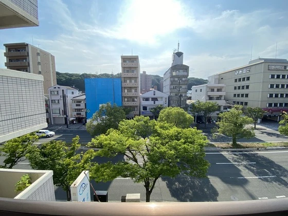 アベニュー西山