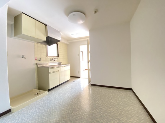 アベニュー西山