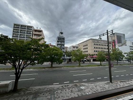 アベニュー西山