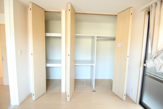 シャーメゾン亀山