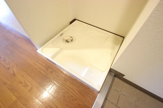 シャルマン三篠