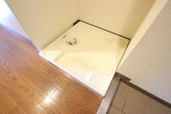 シャルマン三篠