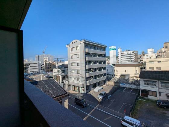 シャルマン三篠