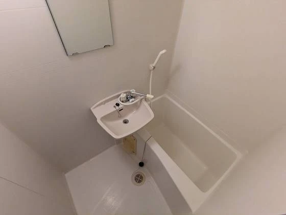 シャルマン三篠