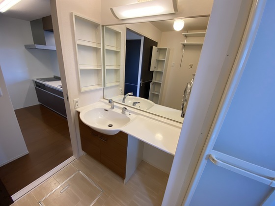 アンベリール A棟