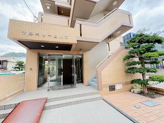 マルベリーヒルズ