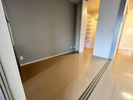 エルマーナ A棟