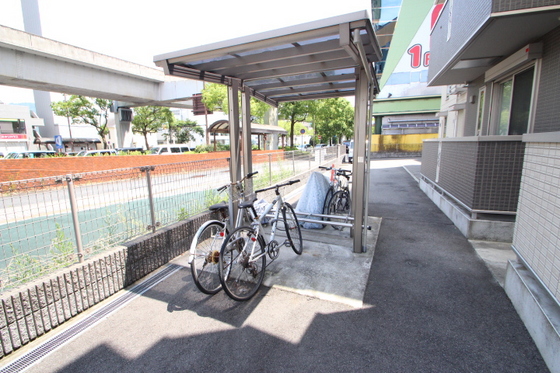 エルマーナ A棟