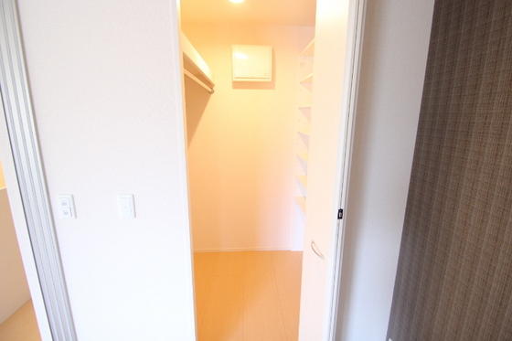 エルマーナ B棟