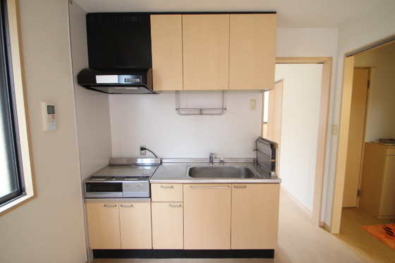 シャーメゾン己斐 B棟