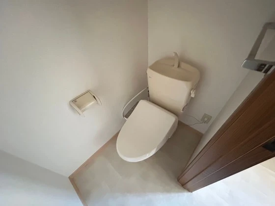 エムフローレンス三番館