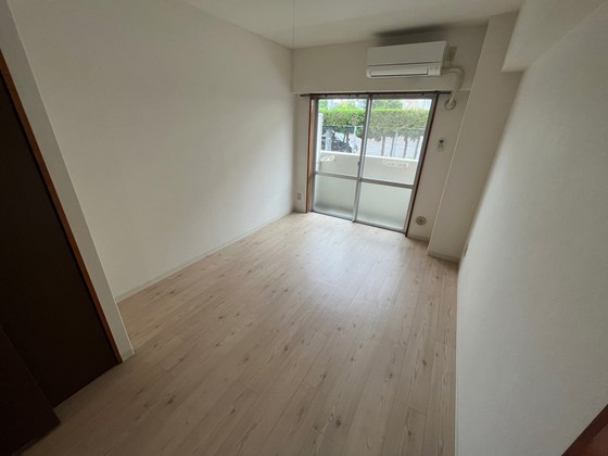 フォレスト中央