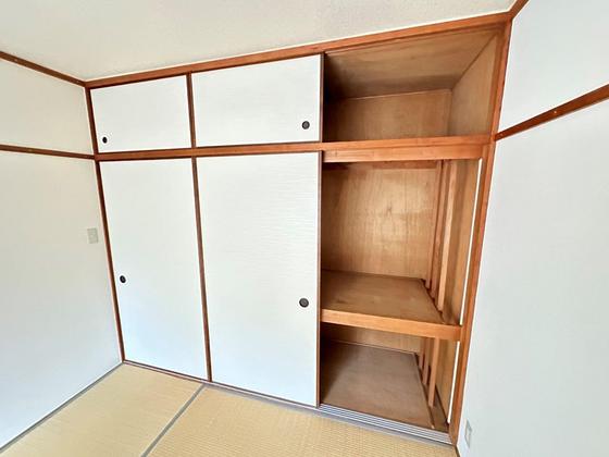 山根マンション