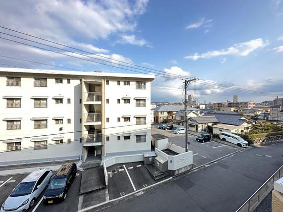 山根マンション